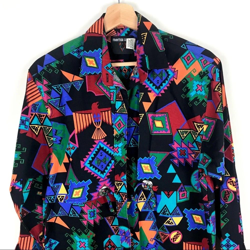 VINTAGE Tribal Aztec Print Button Down Shirt - M - Picture 3 of 8